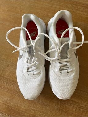 Nike Women’s White Sneakers with Silver Swoosh